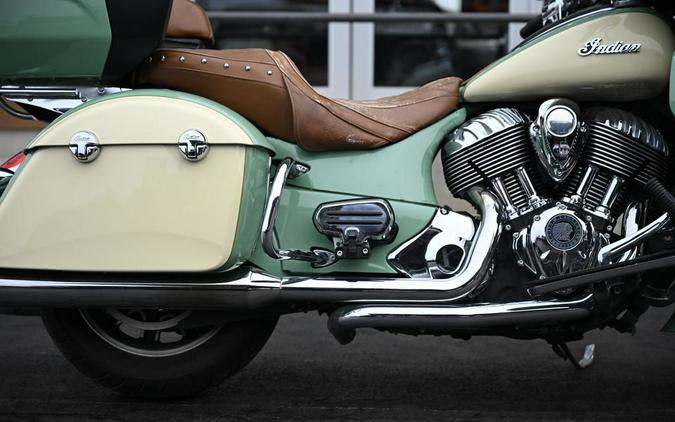 2017 Indian Motorcycle Roadmaster Willow Green Over Ivory Cream