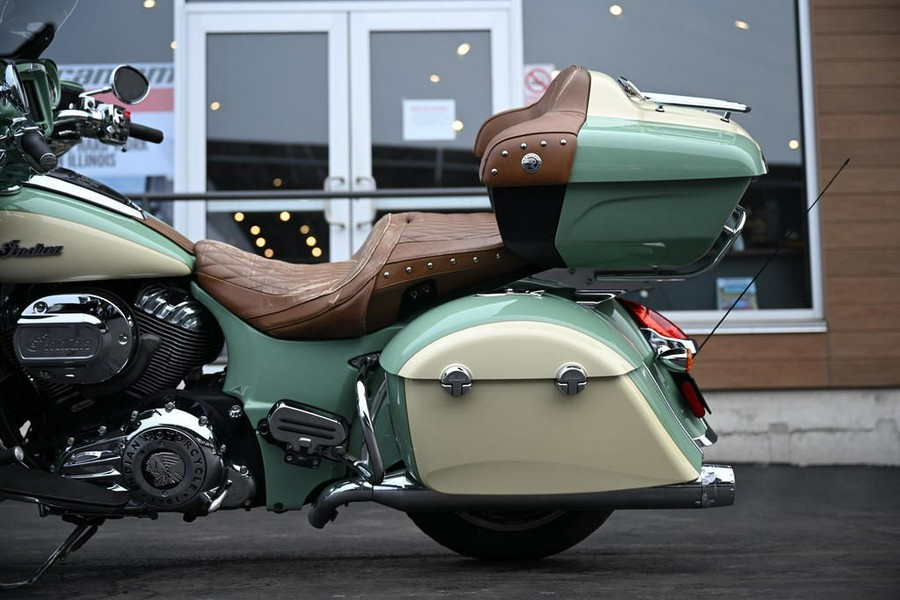 2017 Indian Motorcycle Roadmaster Willow Green Over Ivory Cream