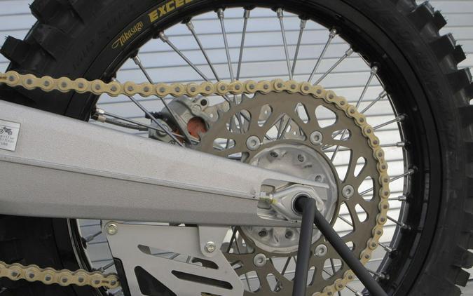 2026 Ducati Desmo450 MX Factory