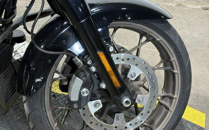 2022 Harley-Davidson® Street Glide® ST Vivid Black