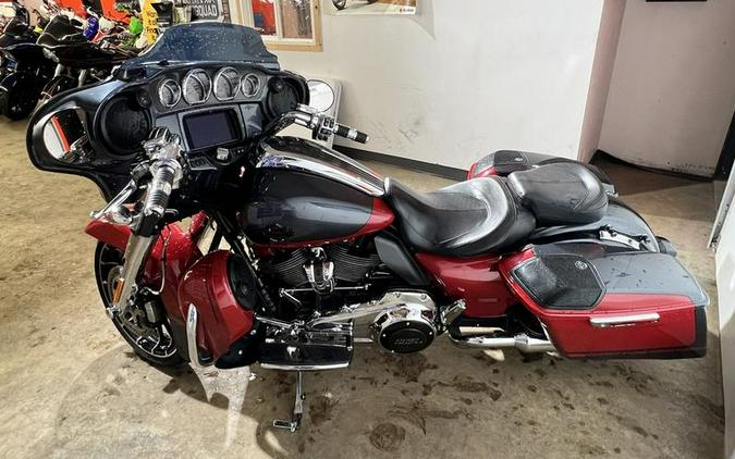 2019 Harley-Davidson® Street Glide CVO Street Glide FLHXSE