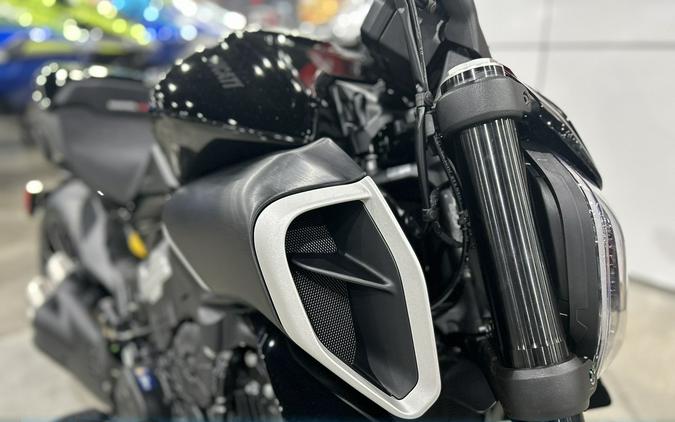 2024 Ducati DIAVEL V4