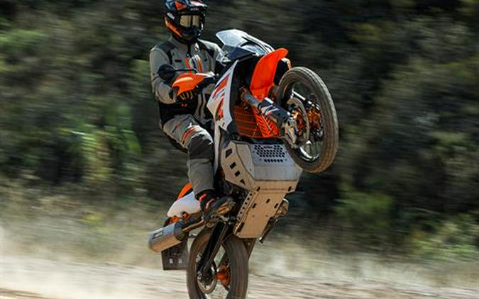 2025 KTM 890 Adventure R
