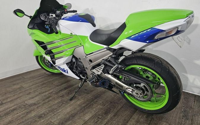 2024 Kawasaki Ninja® ZX™-14R 40th Anniversary Edition ABS