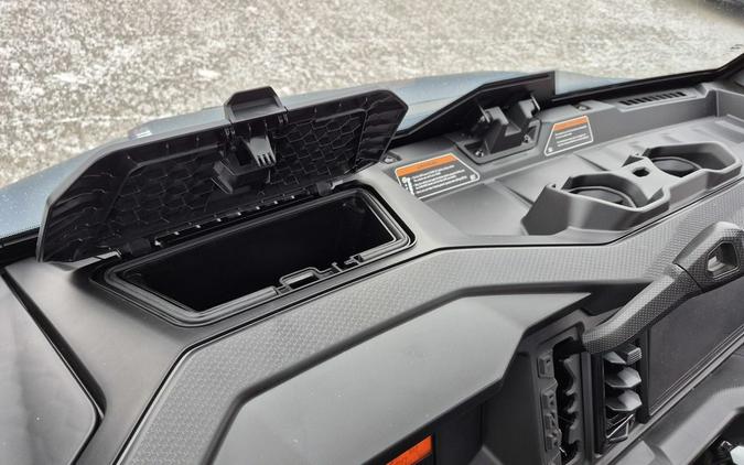 2026 Can-Am® Defender MAX XT CAB HD11