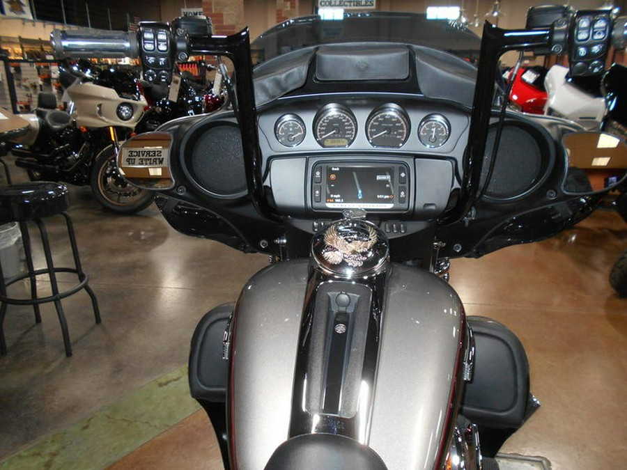 2016 Harley-Davidson® FLHTCUTG - Tri Glide® Ultra