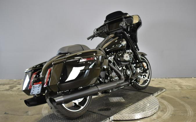 2026 Harley-Davidson Street Glide FLHX