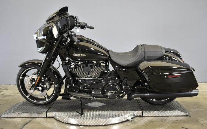 2026 Harley-Davidson Street Glide FLHX