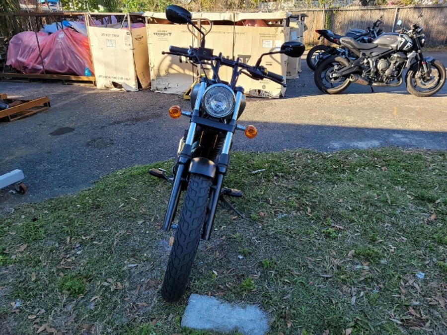 2019 Suzuki Boulevard S40