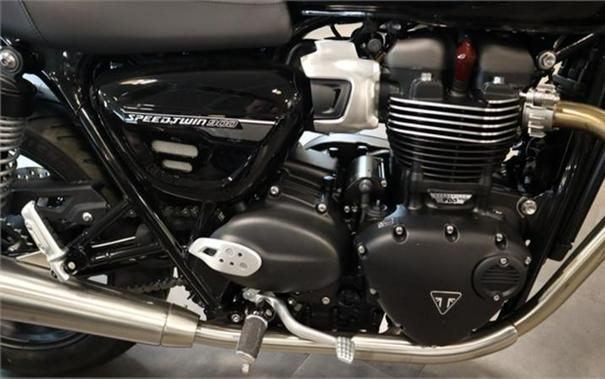 2023 Triumph Speed Twin 900 Jet Black