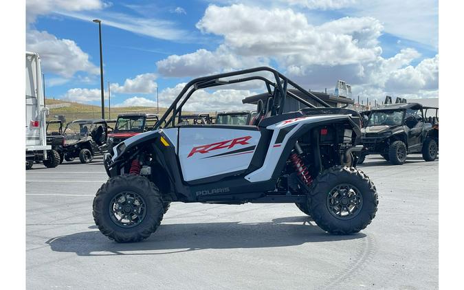 2024 Polaris Industries RZR XP 1000 Sport White Lightning