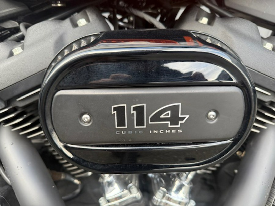 2021 Harley-Davidson® SOFTAIL STREET BOB 1