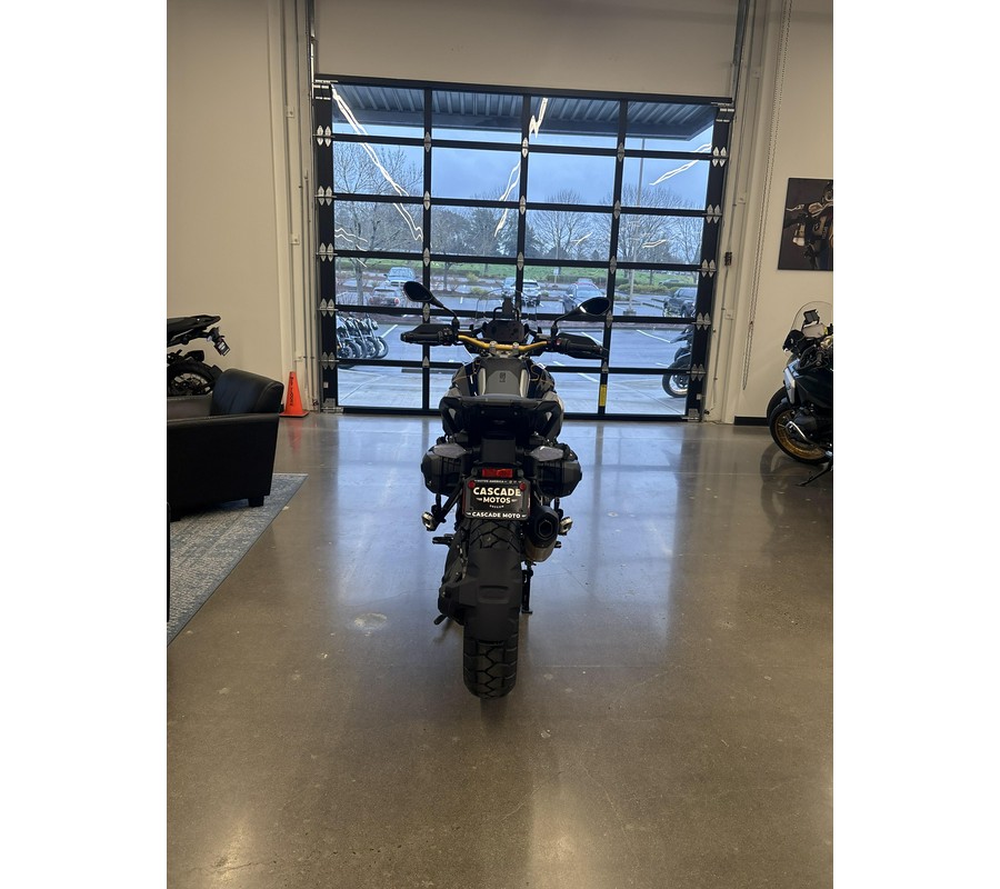 2026 BMW R 1300 GS - IMPERIAL BLUE METALLIC