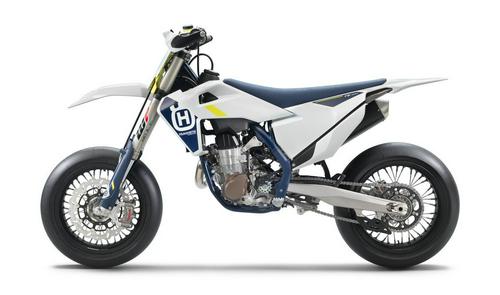 2022 Husqvarna FS 450 Supermoto First Look Preview