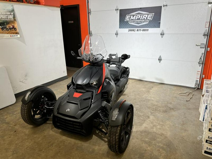 2020 Can-Am® Ryker 900 ACE - Adrenaline Red