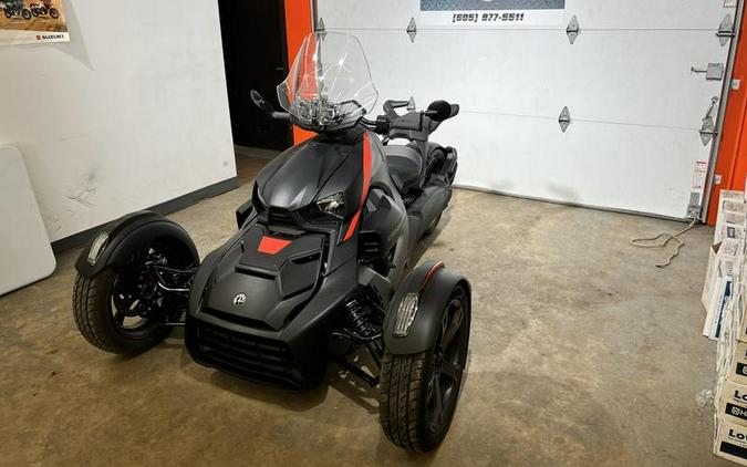 2020 Can-Am® Ryker 900 ACE - Adrenaline Red