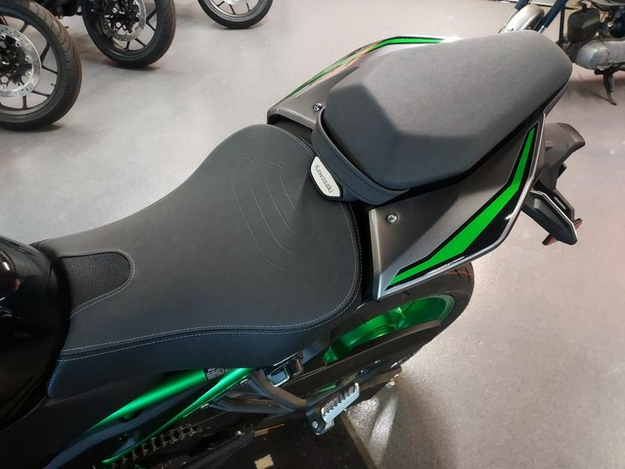 2025 Kawasaki Z900 SE ABS