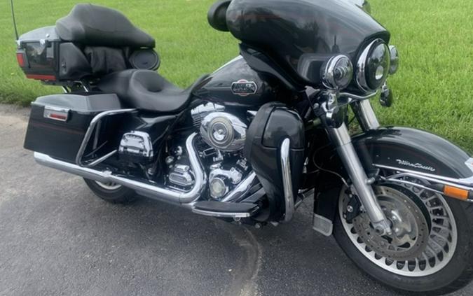 2009 Harley-Davidson® FLHTCU - Ultra Classic® Electra Glide®