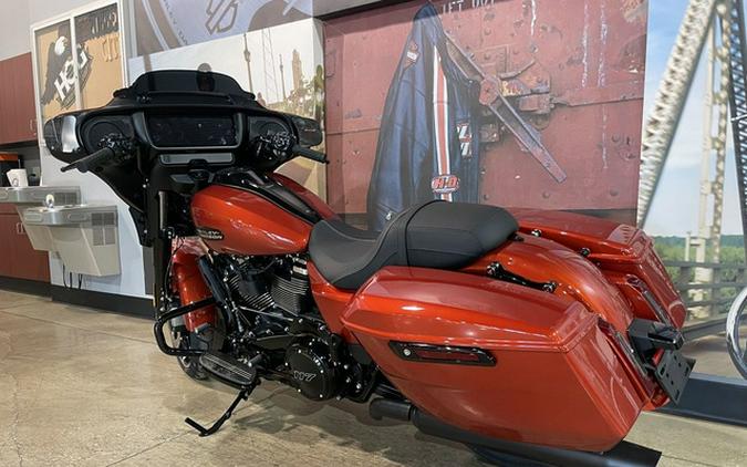 2024 Harley-Davidson FLHX - Street Glide