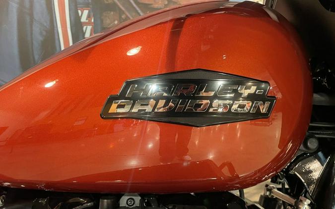 2024 Harley-Davidson FLHX - Street Glide