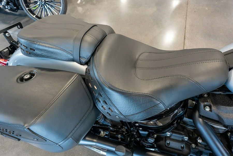 2024 Harley-Davidson Softail FLHCS - Heritage Classic