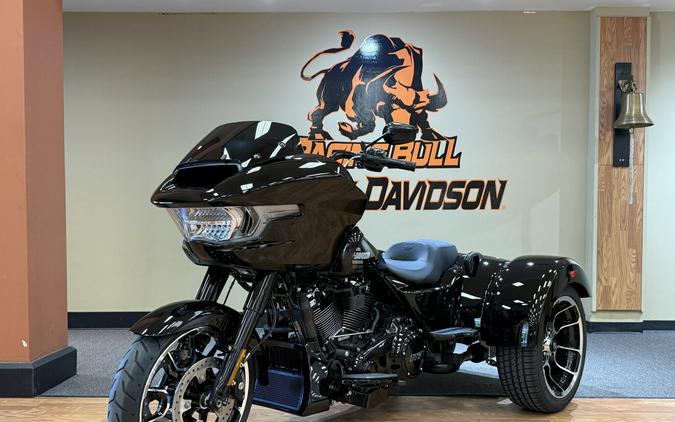 FLTRT 2026 Road Glide 3