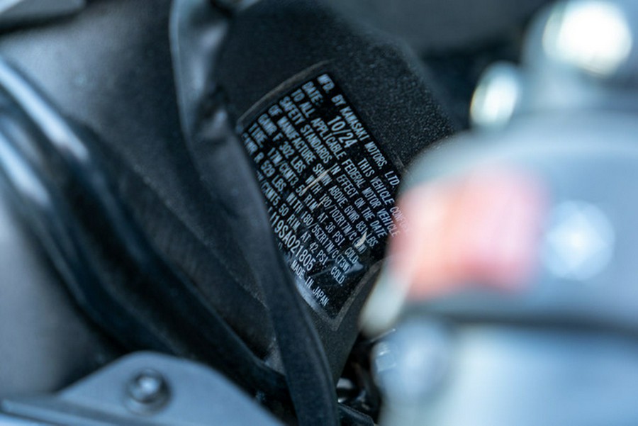 2025 Kawasaki Ninja ZX-6R ABS KRT Edition