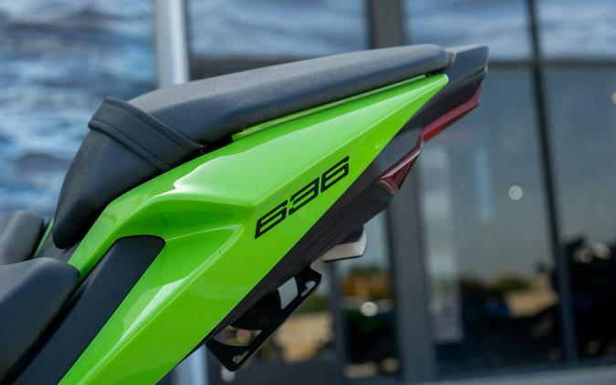 2025 Kawasaki Ninja ZX-6R ABS KRT Edition