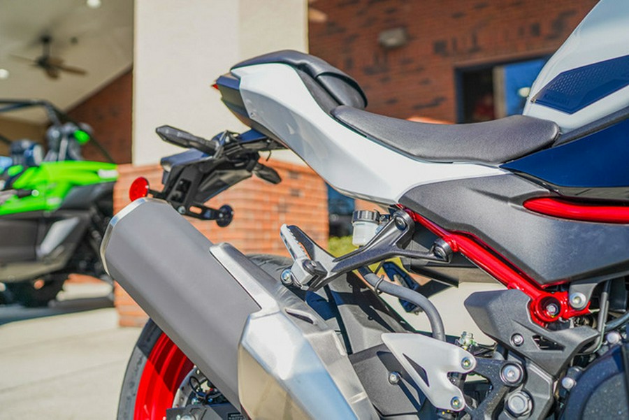 2026 Kawasaki Z500 SE ABS