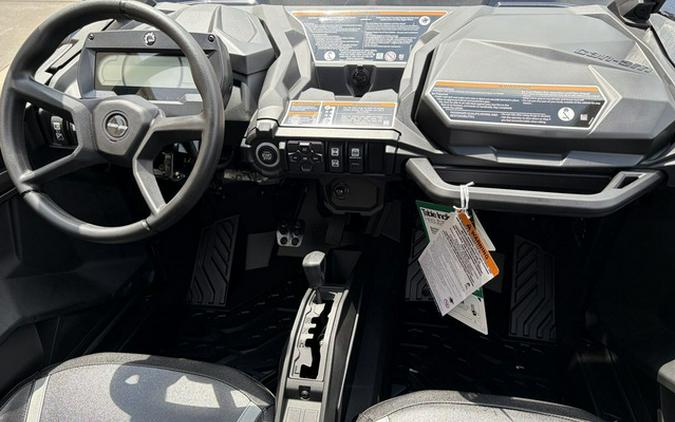 2027 Can-Am Commander XT 700