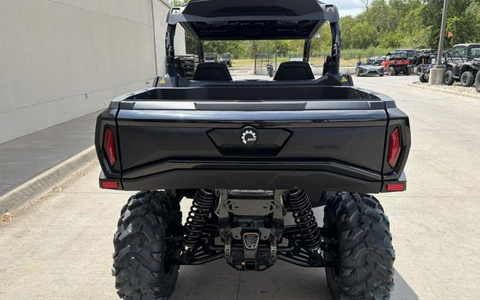 2027 Can-Am Commander XT 700