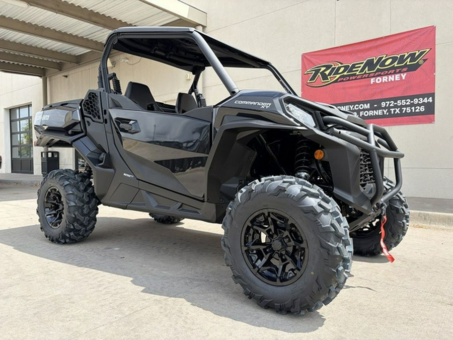 2027 Can-Am Commander XT 700