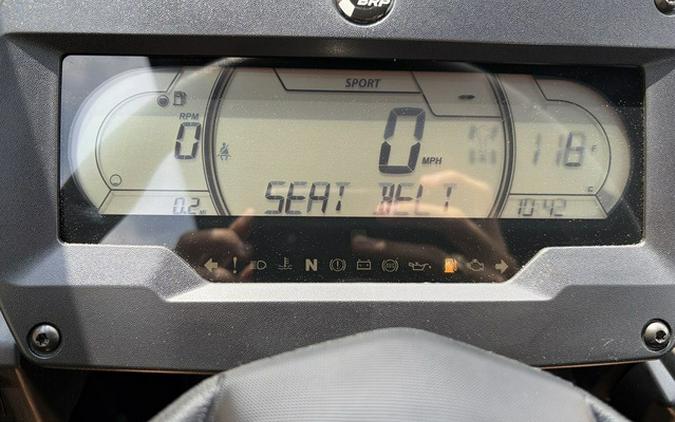 2027 Can-Am Commander XT 700