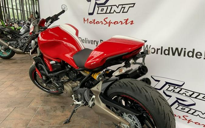 2016 Ducati Monster 821 Red