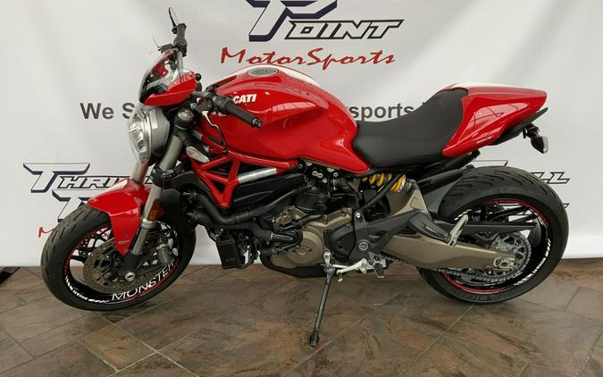 2016 Ducati Monster 821 Red