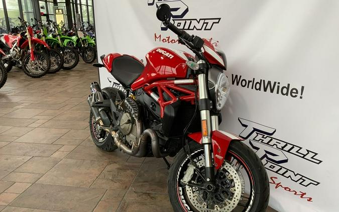 2016 Ducati Monster 821 Red