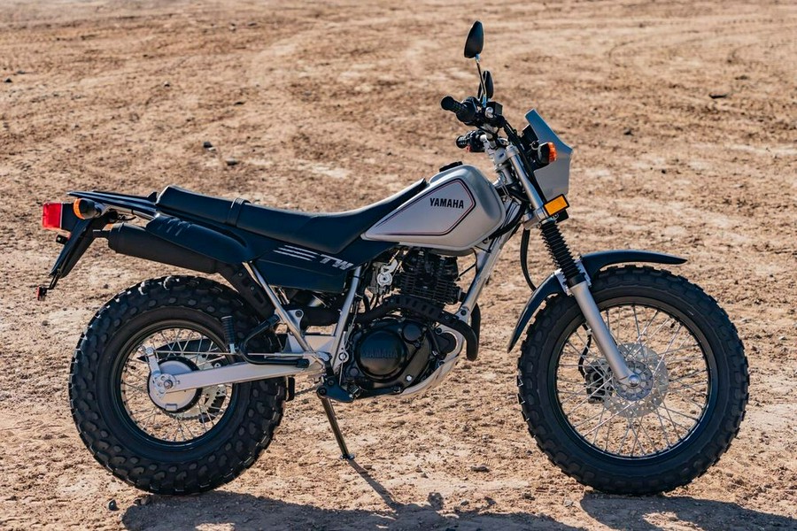 2025 Yamaha TW200