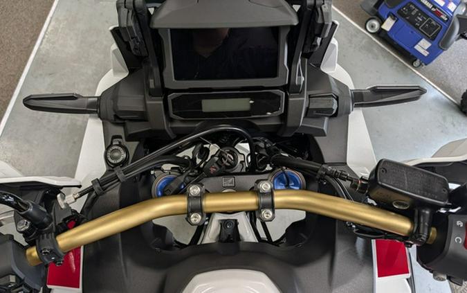 2025 Honda Africa Twin Adventure Sports ES