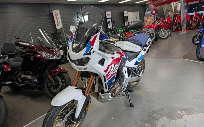 2025 Honda Africa Twin Adventure Sports ES