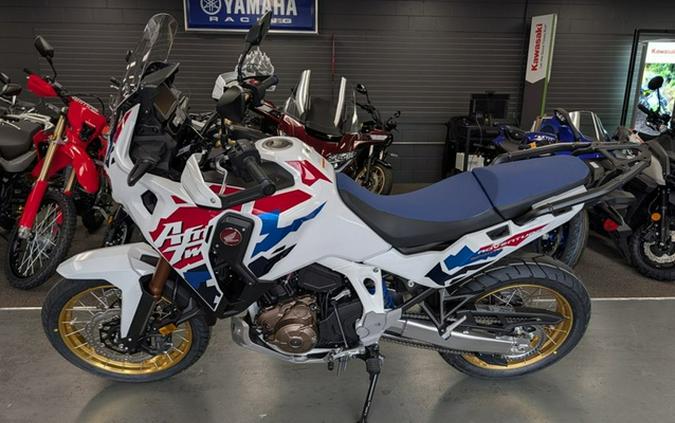 2025 Honda Africa Twin Adventure Sports ES