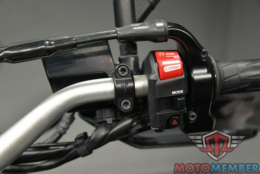 2022 Yamaha Super Tenere ES