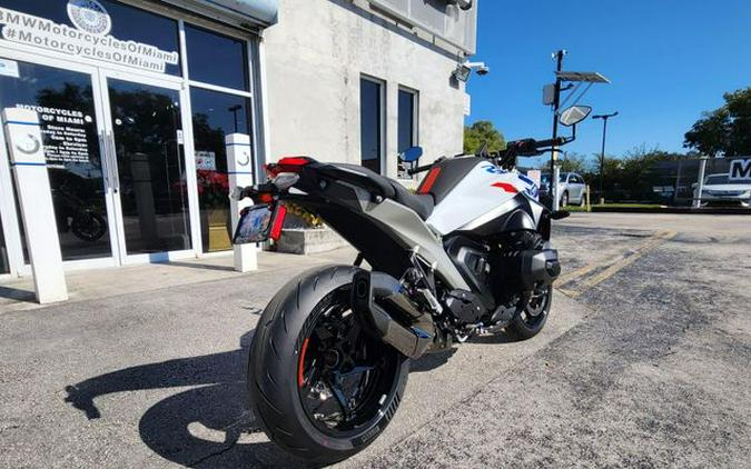 New 2026 BMW R 1300 R