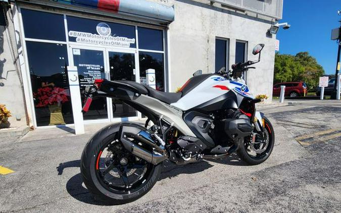 New 2026 BMW R 1300 R