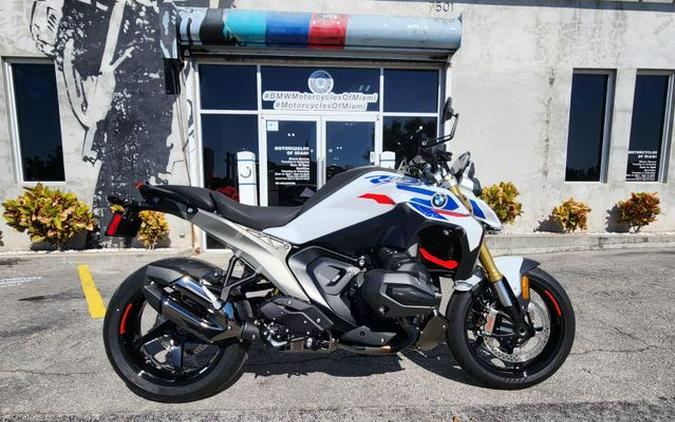 New 2026 BMW R 1300 R