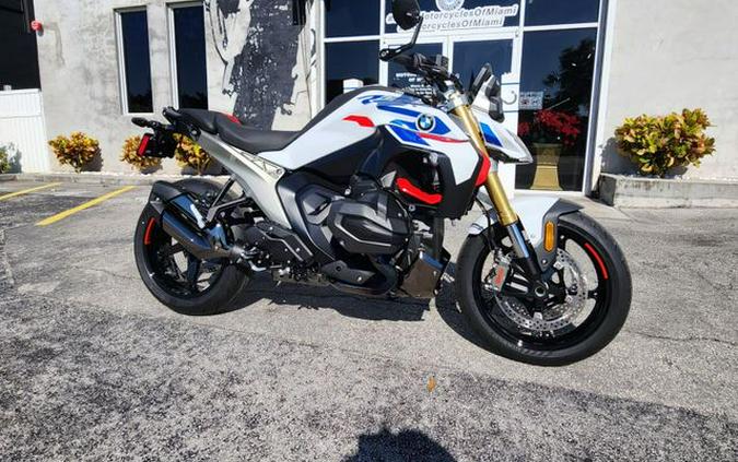 New 2026 BMW R 1300 R