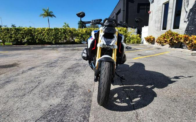 New 2026 BMW R 1300 R