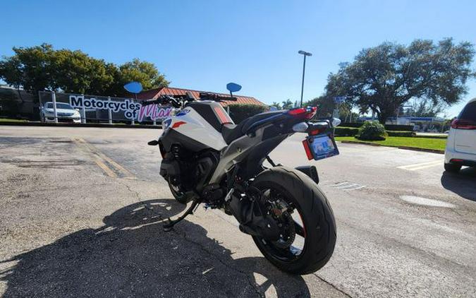 New 2026 BMW R 1300 R