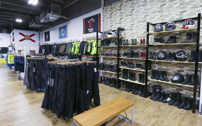 New 2026 BMW R 1300 R