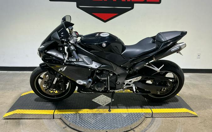 2010 Yamaha YZF-R1