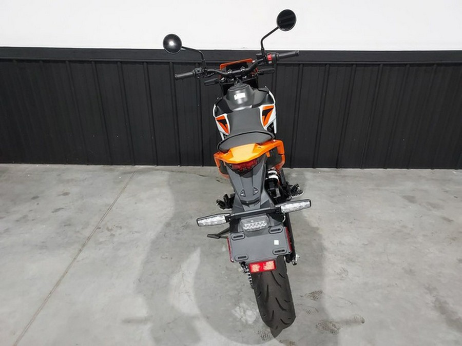 2026 KTM SMC 390 R